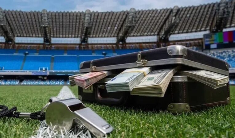 Fiscalía de Milán investiga designaciones arbitrales de Gianluca Rocchi en Serie A