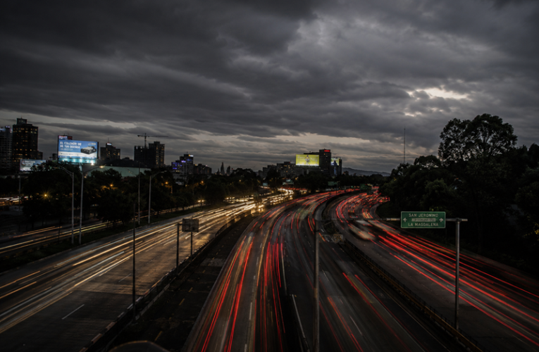 Movilidad en CDMX: lluvia y marchas complican tráfico este 12 de mayo