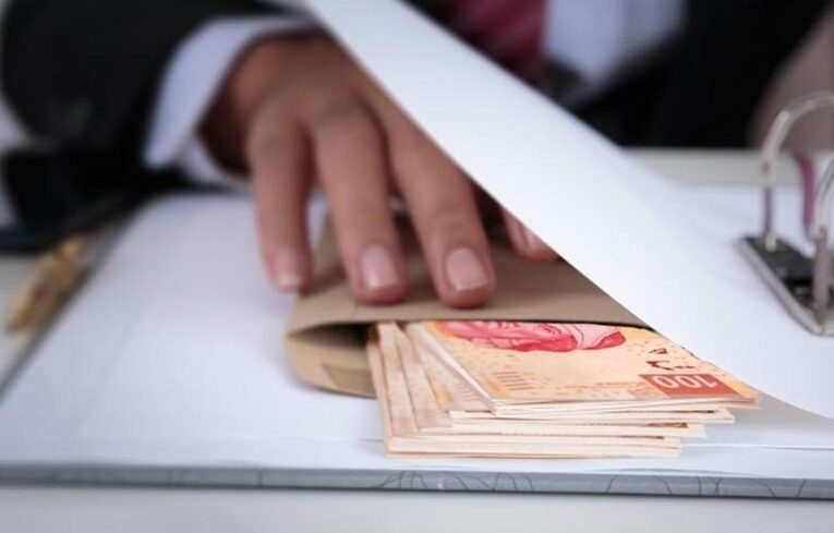 Inegi: Corrupción estatal cuesta 17 mil 707 millones de pesos a mexicanos