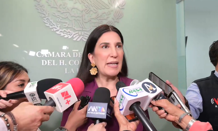 Kenia López Rabadán advierte crisis democrática por exclusión de la oposición