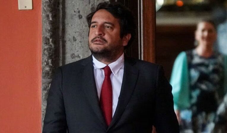 López Beltrán confirma aval de AMLO a su candidatura federal en 2027