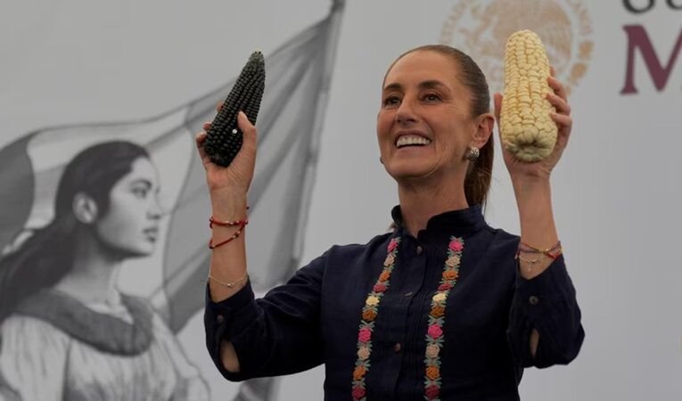 Sheinbaum entrega 100 equipamientos de Comaleras Bienestar en el Estado de México