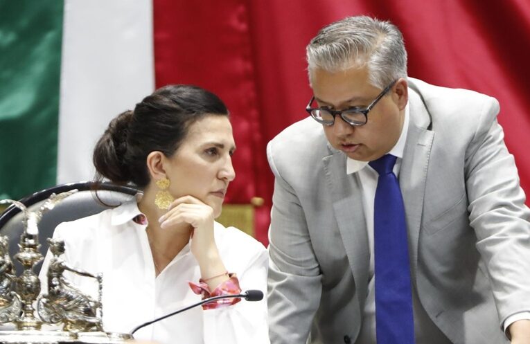 Kenia López Rabadán defiende la transparencia en la renovación del INE mexicano