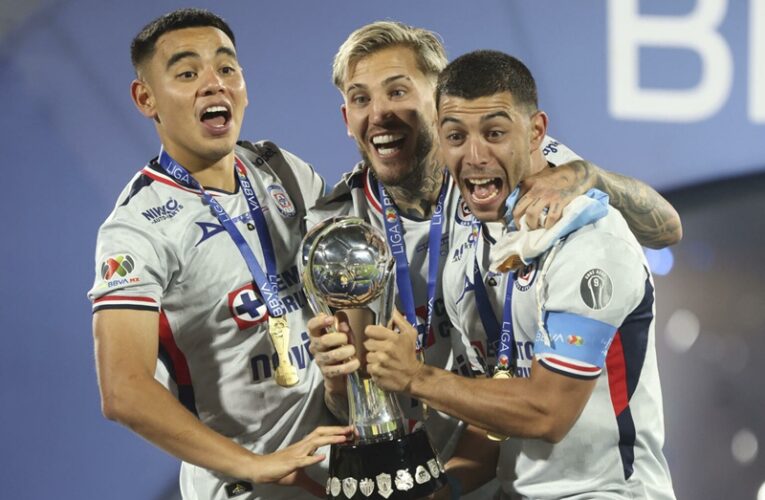 Claudia Sheinbaum felicita a Cruz Azul por título de Liga MX