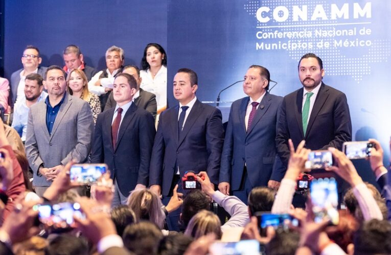 El municipalismo mexicano busca cohesión frente al centralismo en la CONAMM