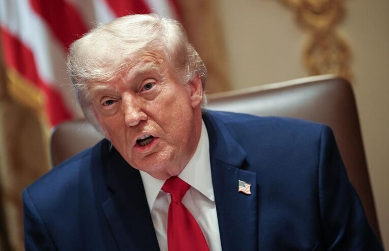 Donald Trump rechaza preacuerdo con Irán y mantiene opción de ofensiva