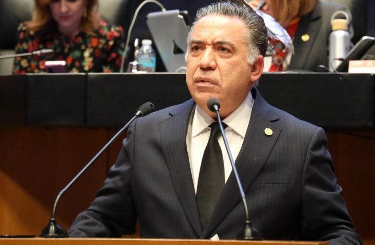 Inzunza confirma asistencia a Permanente tras denunciar presuntas operaciones de la CIA