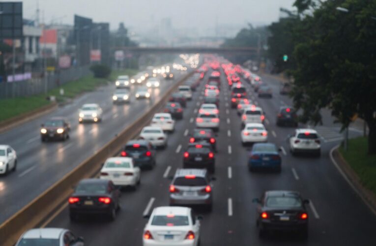 Tráfico y lluvias saturan movilidad en CDMX este 12 de junio