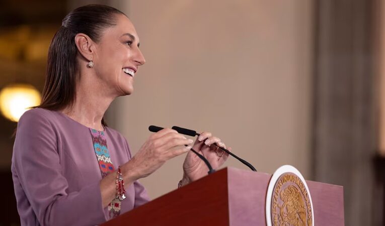 Claudia Sheinbaum conmemora cumpleaños 64 bajo restricciones logísticas en el Zócalo