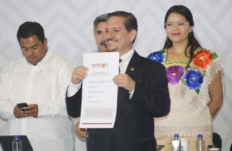 Luis Humberto Fernández busca coordinar Morena en bastión panista de Querétaro