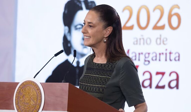 Sheinbaum rechaza entregar control de plazas a la CNTE por corrupción