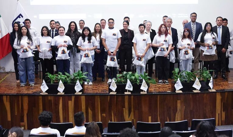 FGJCDMX y UNAM activan programa multilingüe con 63 traductores para el Mundial