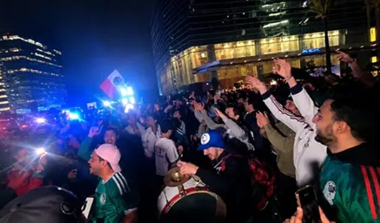 FEF denuncia serenata de aficionados mexicanos y pide intervención FIFA