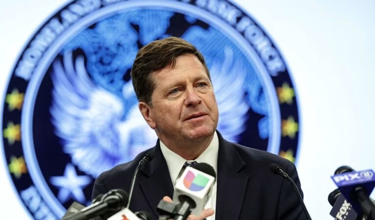 Donald Trump nomina a Jay Clayton como director de Inteligencia Nacional
