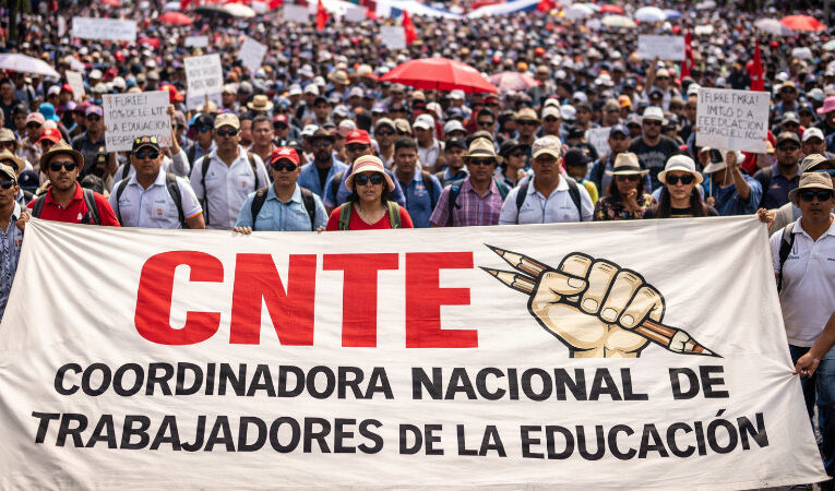 CNTE levanta plantones en Ciudad de México y Oaxaca tras avances parciales