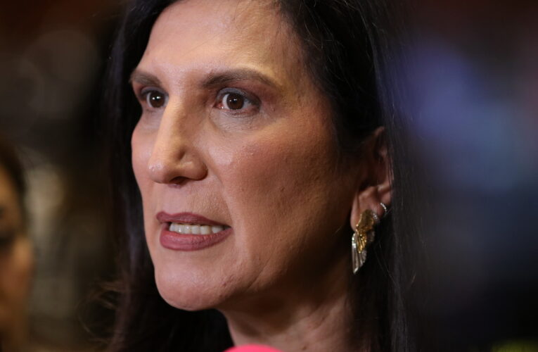 López Rabadán reclama margen político para Sheinbaum ante AMLO