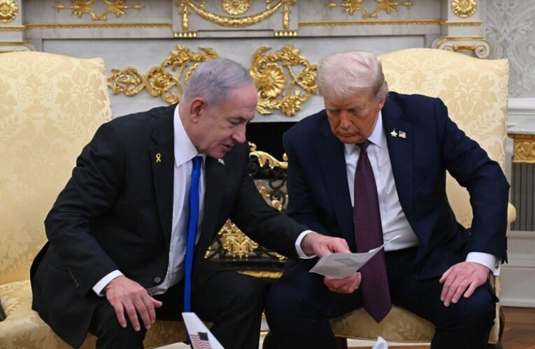 Donald Trump confirma insulto a Netanyahu pero mantiene negociaciones petroleras
