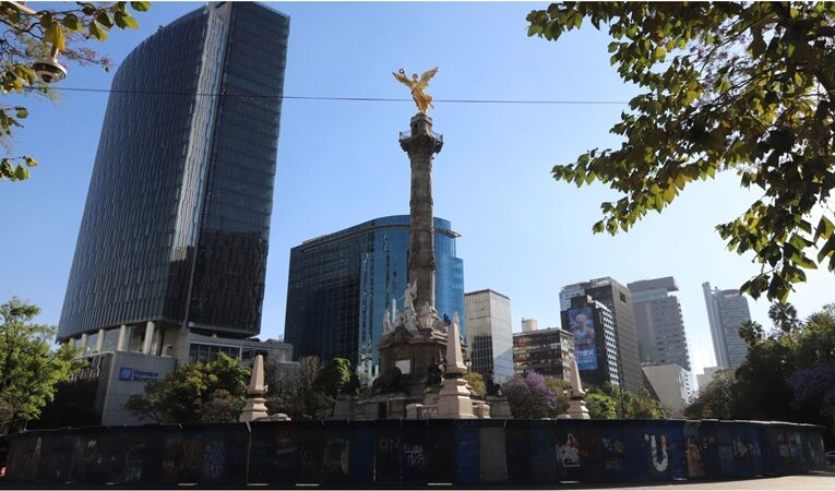 CDMX descarta colocar vallas en el Ángel tras cuatro decesos por festejos